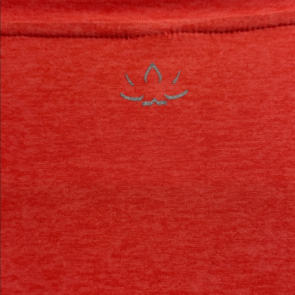Beyond Yoga Featherweight On the Down Low Tee Fresh Coral Heather Size Medium - Picture 4 of 9